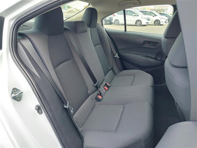 カローラ Ｘ　セーフティセンス　純正ナビ　バックカメラ　ビルトインＥＴＣ　ブラインドスポットモニタ　クリアランスソナー　イモビライザー　スマートキ－　横滑防止装置　ＡＢＳ　ワンオーナー　ＬＥＤヘッドランプ　ＥＴＣ（26枚目）