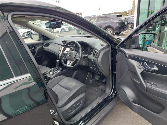 エクストレイル ２０Ｘｉ　アラウンドビューモニター　プロパイロット　衝突軽減ブレーキ　純正ナビ　ＥＴＣ　ドライブレコーダー　パワーシート　シートヒーター　パワーバックドア　インテリジェントルームミラー　純正アルミホイール（22枚目）