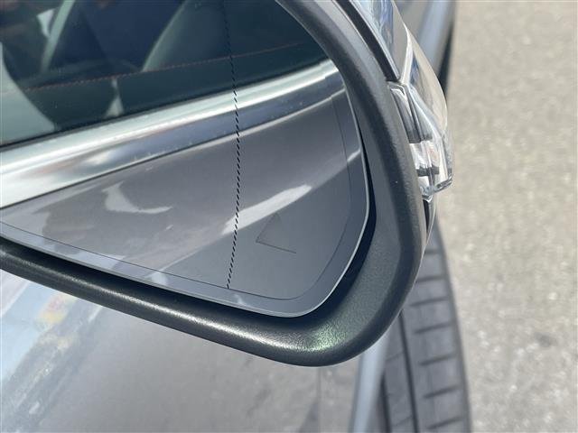 GLB GLB200d 4マチック AMGライン 1オーナー レーダーセーフティP 純正ナビ TV 360° ACC 純正19インチAW LED アンビエントライト 電動リアゲート BSM クリアランスソナー ハーフ革 メモリパワーシート シートヒー(12枚目)