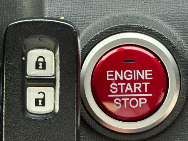 N-ONE RS 純正ナビ ホワイトレタータイヤ 衝突軽減ブレーキ ドラレコ バックカメラ ETC パドルシフト ハーフレザーシート LEDライト USBポート スマートキー プッシュスタート アイドリングストップ(21枚目)