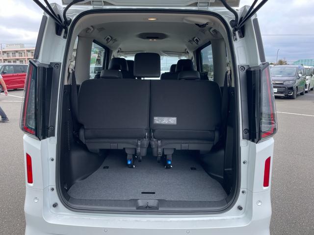 セレナ e-パワー ハイウェイスターV 登録済未使用車 12型DA 全方位カメラ ETC2.0 プロパイロット インテリジェントルームミラー 後席モニター ドライブレコーダー LEDライト コーナーセンサー 衝突軽減ブレーキ VDC LDP(35枚目)