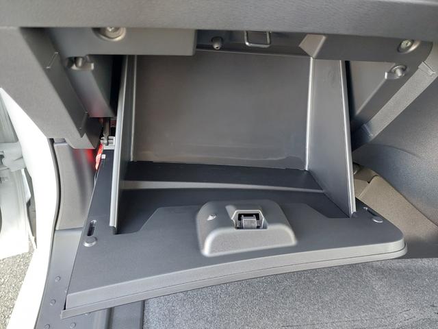 セレナ e-パワー ハイウェイスターV 登録済未使用車 12型DA 全方位カメラ ETC2.0 プロパイロット インテリジェントルームミラー 後席モニター ドライブレコーダー LEDライト コーナーセンサー 衝突軽減ブレーキ VDC LDP(64枚目)