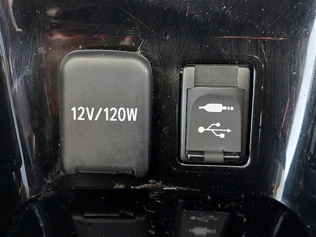 プリウス Aプレミアムツリングセレクション20thアニバLTD 純正11.6インチナビ JBLプレミアムサウンド Bluetooth接続 フルセグTV バックモニター ホワイトレザーシート ドライブレコーダー シートヒーター トヨタセーフティセンス 衝突軽減(14枚目)