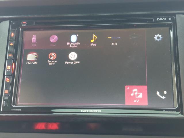 ８６ ＧＴリミテッド　モデリスタエアロ　パドルシフト　社外ディスプレイオーディオ　バックカメラ　ＥＴＣ　ドライブレコーダー　プッシュスタート　ハーフレザーシート　シートヒーター　純正アルミホイール　スマートキー（5枚目）