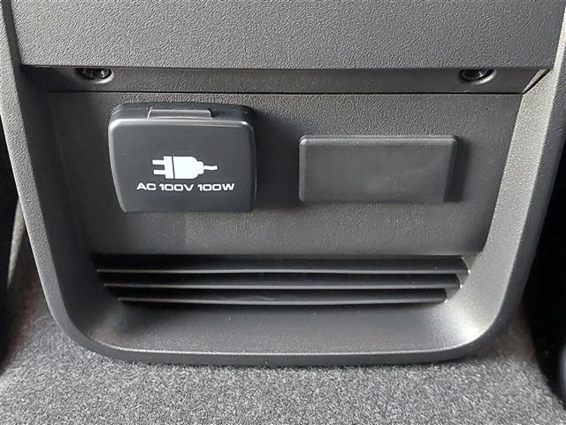 デリカD:5 ブラックエディション 未使用車 アルパインビッグX11インチナビ 12.8インチフリップダウンモニター アラウンドビューカメラ ダブルゾーン ハンドルヒーター パドルシフト ブラインドスポットモニター 電動バックドア(16枚目)