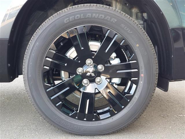 デリカD:5 ブラックエディション 未使用車 アルパインビッグX11インチナビ 12.8インチフリップダウンモニター アラウンドビューカメラ ダブルゾーン ハンドルヒーター パドルシフト ブラインドスポットモニター 電動バックドア(39枚目)