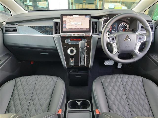 デリカD:5 ブラックエディション 未使用車 アルパインビッグX11インチナビ 12.8インチフリップダウンモニター アラウンドビューカメラ ダブルゾーン ハンドルヒーター パドルシフト ブラインドスポットモニター 電動バックドア(42枚目)