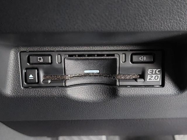 アルファードハイブリッド Z ワンオーナー ムーンルーフ GRパフォーマンスダンパーセット パノラミックビューモニター トヨタセーフティセンス クルコン HUD トヨタチームメイト ETC2.0 ドラレコ ワイヤレス充電器 BT(9枚目)