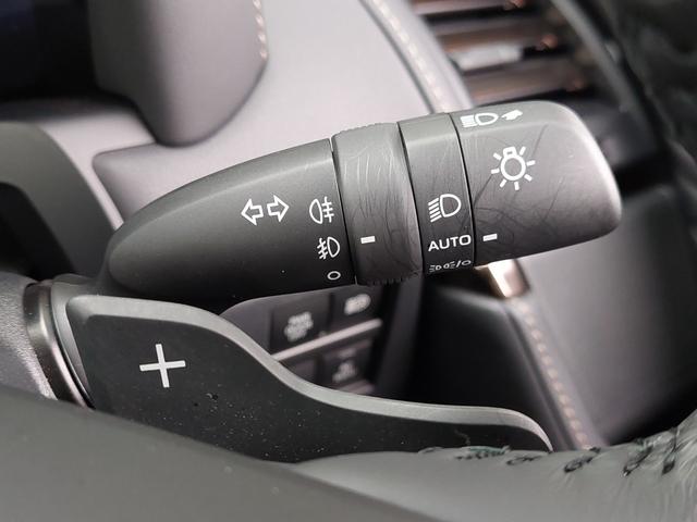 アルファードハイブリッド Z ワンオーナー ムーンルーフ GRパフォーマンスダンパーセット パノラミックビューモニター トヨタセーフティセンス クルコン HUD トヨタチームメイト ETC2.0 ドラレコ ワイヤレス充電器 BT(27枚目)