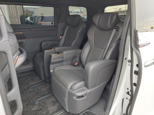 アルファードハイブリッド Z ワンオーナー ムーンルーフ GRパフォーマンスダンパーセット パノラミックビューモニター トヨタセーフティセンス クルコン HUD トヨタチームメイト ETC2.0 ドラレコ ワイヤレス充電器 BT(35枚目)