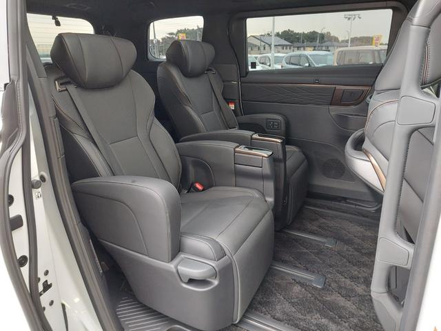 アルファードハイブリッド Z ワンオーナー ムーンルーフ GRパフォーマンスダンパーセット パノラミックビューモニター トヨタセーフティセンス クルコン HUD トヨタチームメイト ETC2.0 ドラレコ ワイヤレス充電器 BT(42枚目)