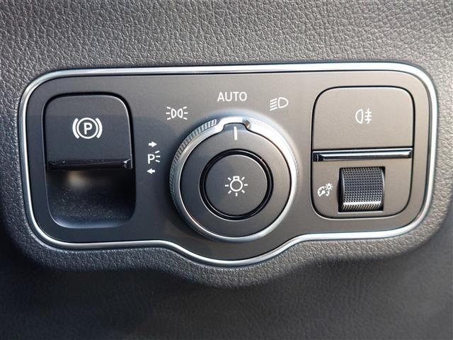 Bクラス B180 レーダーセーフティPKG クルコン パドルシフト 純正ナビ フルセグTV バックカメラ ETC ドラレコ シートキネティクス シートヒーター パワーシート パワーバックドア 純正アルミホイール (20枚目)