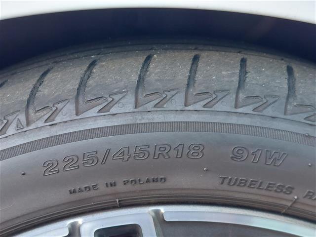 Bクラス B180 レーダーセーフティPKG クルコン パドルシフト 純正ナビ フルセグTV バックカメラ ETC ドラレコ シートキネティクス シートヒーター パワーシート パワーバックドア 純正アルミホイール (40枚目)