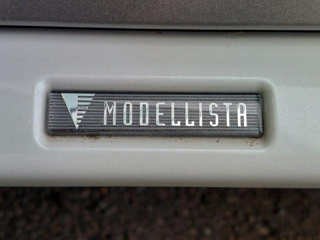 【モデリスタ（ＭＯＤＥＬＬＩＳＴＡ）】メーカーオプションのトヨタの純正エアロ（ドレスアップパーツ）が装着されています！スポーティでエモーショナルな外観をお楽しみください。