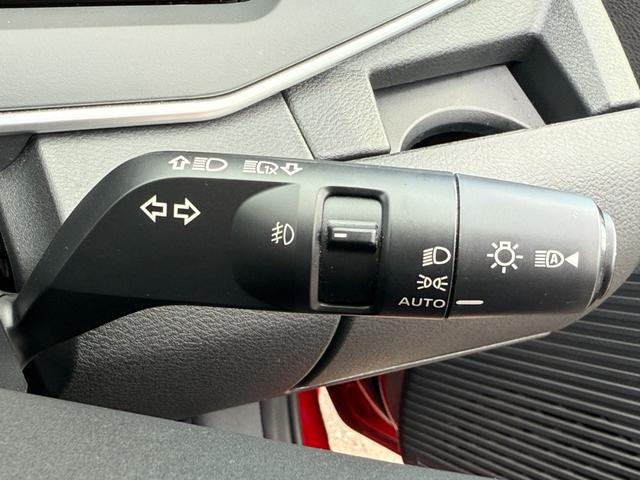 ノート S ワンオーナー 純正9型ナビ 全方位カメラ 衝突軽減 ETC ドラレコ インテリジェントミラー コーナーセンサー LEDライト フォグランプ USBポート プッシュスタート スマートキー スペアキー(12枚目)