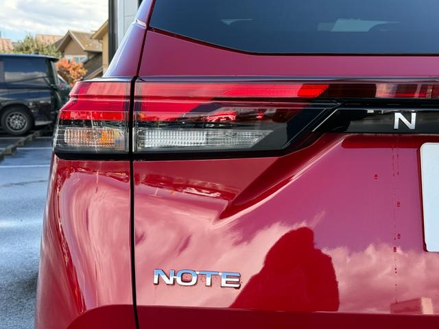 ノート S ワンオーナー 純正9型ナビ 全方位カメラ 衝突軽減 ETC ドラレコ インテリジェントミラー コーナーセンサー LEDライト フォグランプ USBポート プッシュスタート スマートキー スペアキー(73枚目)