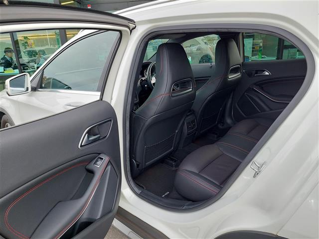 GLAクラス GLA180 スポーツ レーダーセーフティPKG 純正HDDナビ バックカメラ レザーシート ドライブレコーダー ETC2.0 レーダークルーズコントロール (27枚目)