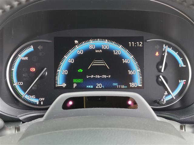 ヴォクシー ハイブリッドS-Z 快適利便パッケージHigh シートヒーター トヨタセーフティセンス パノラミックビューモニター アドバンスドパーク レーダークルーズコントロール 純正ナビ 後席モニター ハーフレザー 純正アルミW(11枚目)