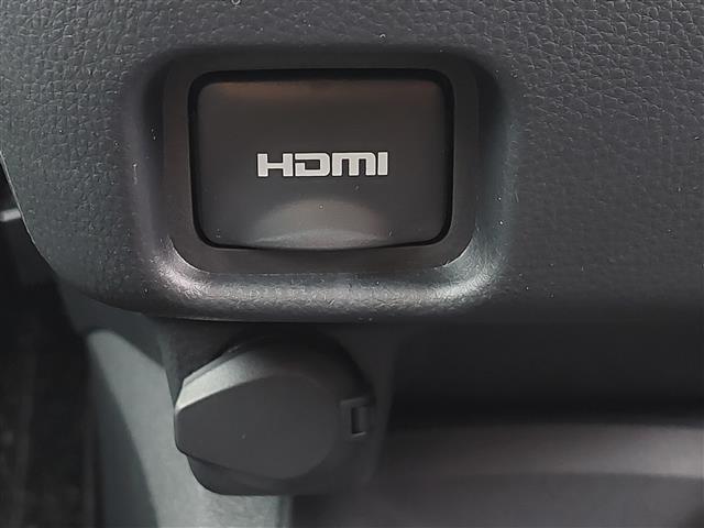 ヴォクシー ハイブリッドS-Z 快適利便パッケージHigh シートヒーター トヨタセーフティセンス パノラミックビューモニター アドバンスドパーク レーダークルーズコントロール 純正ナビ 後席モニター ハーフレザー 純正アルミW(14枚目)