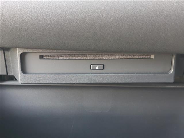 ヴォクシー ハイブリッドS-Z 快適利便パッケージHigh シートヒーター トヨタセーフティセンス パノラミックビューモニター アドバンスドパーク レーダークルーズコントロール 純正ナビ 後席モニター ハーフレザー 純正アルミW(15枚目)