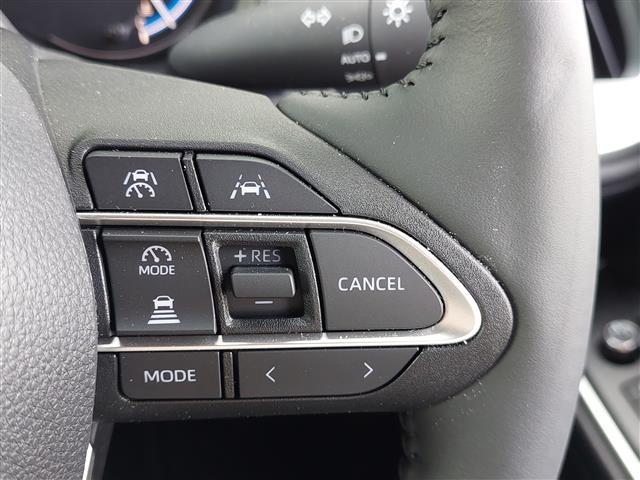 ヴォクシー ハイブリッドS-Z 快適利便パッケージHigh シートヒーター トヨタセーフティセンス パノラミックビューモニター アドバンスドパーク レーダークルーズコントロール 純正ナビ 後席モニター ハーフレザー 純正アルミW(19枚目)