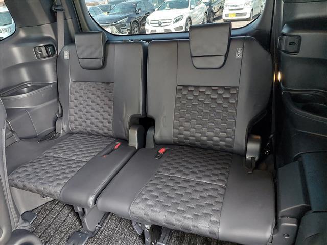 ヴォクシー ハイブリッドS-Z 快適利便パッケージHigh シートヒーター トヨタセーフティセンス パノラミックビューモニター アドバンスドパーク レーダークルーズコントロール 純正ナビ 後席モニター ハーフレザー 純正アルミW(30枚目)