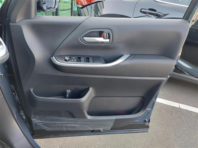 ヴォクシー ハイブリッドS-Z 快適利便パッケージHigh シートヒーター トヨタセーフティセンス パノラミックビューモニター アドバンスドパーク レーダークルーズコントロール 純正ナビ 後席モニター ハーフレザー 純正アルミW(34枚目)