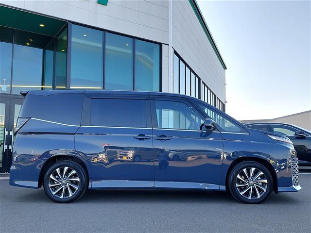 ヴォクシー ハイブリッドS-Z 快適利便パッケージHigh シートヒーター トヨタセーフティセンス パノラミックビューモニター アドバンスドパーク レーダークルーズコントロール 純正ナビ 後席モニター ハーフレザー 純正アルミW(37枚目)