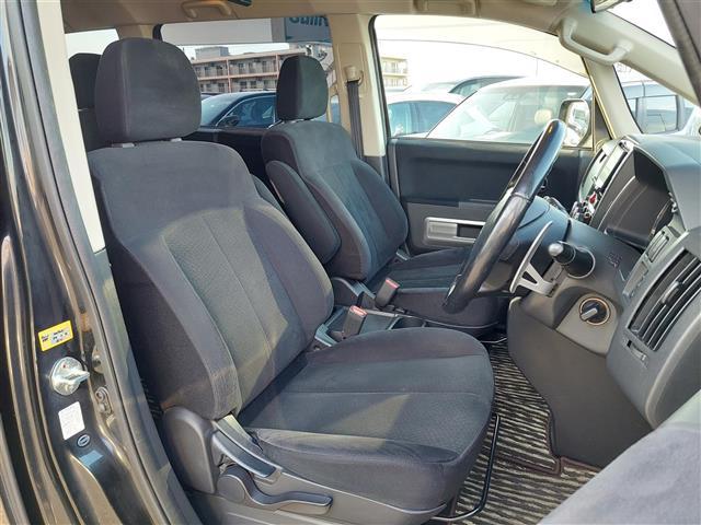 デリカＤ：５ Ｄ　パワーパッケージ　ＳＤナビＴＶ　ＡＬＰＩＮＥ天吊モニター　クルーズコントロール　ＬＥＤライト　純正グリルガード　両側パワースライドドア　パドルシフト　アヴェンチュラＡＷ　ｏｐｅｎカントリータイヤ　ＡＣ１００Ｖ電源　ＳＤ（25枚目）