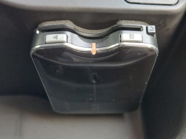 ｅＫカスタム Ｔ　純正ナビ　フルセグＴＶ　バックカメラ　ＥＴＣ　プッシュスタート　ＨＩＤヘッドライト　オートライト　ドアバイザー　電動格納ドアミラー　純正フロアマット　１５インチ純正アルミホイール　スマートキー　Ｓキー（8枚目）