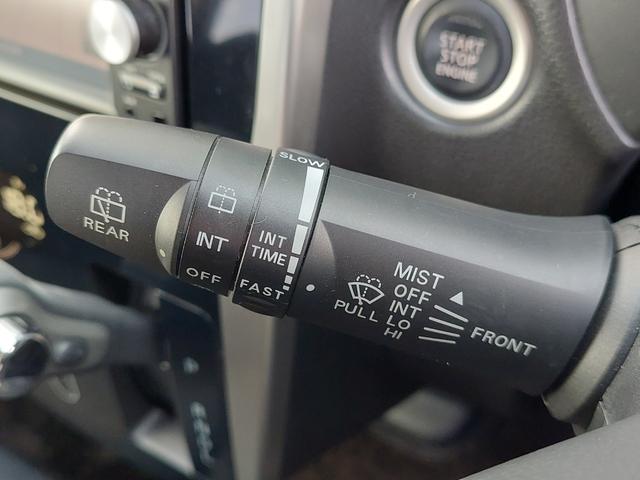 ｅＫカスタム Ｔ　純正ナビ　フルセグＴＶ　バックカメラ　ＥＴＣ　プッシュスタート　ＨＩＤヘッドライト　オートライト　ドアバイザー　電動格納ドアミラー　純正フロアマット　１５インチ純正アルミホイール　スマートキー　Ｓキー（11枚目）