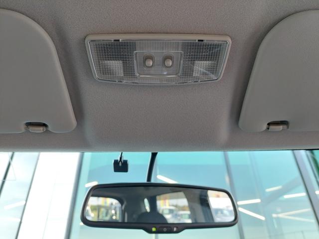 ｅＫカスタム Ｔ　純正ナビ　フルセグＴＶ　バックカメラ　ＥＴＣ　プッシュスタート　ＨＩＤヘッドライト　オートライト　ドアバイザー　電動格納ドアミラー　純正フロアマット　１５インチ純正アルミホイール　スマートキー　Ｓキー（21枚目）