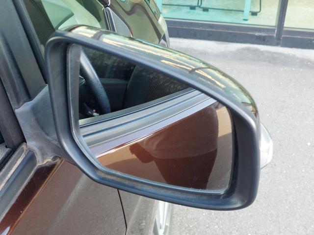 ｅＫカスタム Ｔ　純正ナビ　フルセグＴＶ　バックカメラ　ＥＴＣ　プッシュスタート　ＨＩＤヘッドライト　オートライト　ドアバイザー　電動格納ドアミラー　純正フロアマット　１５インチ純正アルミホイール　スマートキー　Ｓキー（56枚目）