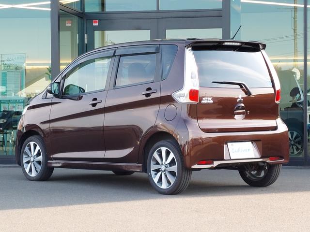 ｅＫカスタム Ｔ　純正ナビ　フルセグＴＶ　バックカメラ　ＥＴＣ　プッシュスタート　ＨＩＤヘッドライト　オートライト　ドアバイザー　電動格納ドアミラー　純正フロアマット　１５インチ純正アルミホイール　スマートキー　Ｓキー（65枚目）