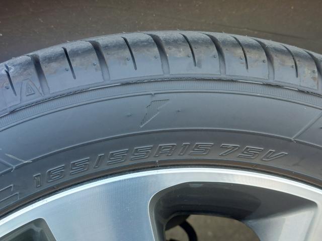 ｅＫカスタム Ｔ　純正ナビ　フルセグＴＶ　バックカメラ　ＥＴＣ　プッシュスタート　ＨＩＤヘッドライト　オートライト　ドアバイザー　電動格納ドアミラー　純正フロアマット　１５インチ純正アルミホイール　スマートキー　Ｓキー（73枚目）