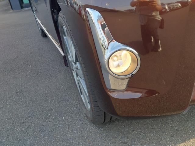 ｅＫカスタム Ｔ　純正ナビ　フルセグＴＶ　バックカメラ　ＥＴＣ　プッシュスタート　ＨＩＤヘッドライト　オートライト　ドアバイザー　電動格納ドアミラー　純正フロアマット　１５インチ純正アルミホイール　スマートキー　Ｓキー（80枚目）