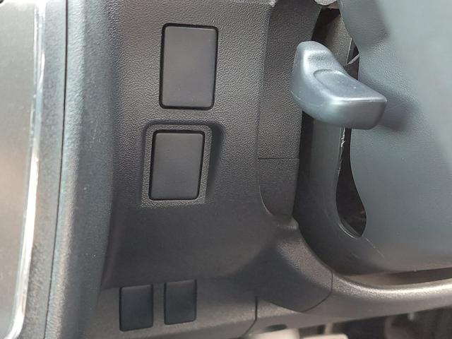 ハイエースバン スーパーＧＬ　ダーク　プライムＩＩ　ベッドキット　バンパーガード　ヒッチメンバー　ＴＲＤマッドガード　トヨタセーフティセンスＣ　パノラミックビューモニター　社外ナビ　フルセグＴＶ　ＥＴＣ　ドライブレコーダー　社外アルミホイール（16枚目）