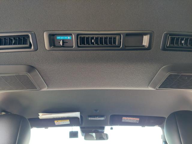 ハイエースバン スーパーＧＬ　ダーク　プライムＩＩ　ベッドキット　バンパーガード　ヒッチメンバー　ＴＲＤマッドガード　トヨタセーフティセンスＣ　パノラミックビューモニター　社外ナビ　フルセグＴＶ　ＥＴＣ　ドライブレコーダー　社外アルミホイール（30枚目）