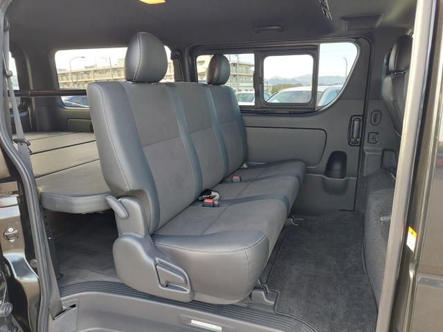 ハイエースバン スーパーＧＬ　ダーク　プライムＩＩ　ベッドキット　バンパーガード　ヒッチメンバー　ＴＲＤマッドガード　トヨタセーフティセンスＣ　パノラミックビューモニター　社外ナビ　フルセグＴＶ　ＥＴＣ　ドライブレコーダー　社外アルミホイール（47枚目）