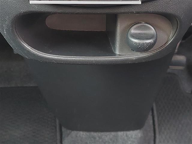 タント カスタムRS トップエディションSA 純正8インチナビ Bluetooth接続 フルセグTV ドライブレコーダー バックカメラ 両側パワースライドドア 衝突軽減ブシステム アイドリングストップ ハーフレザーシート 純正15インチアルミ(12枚目)