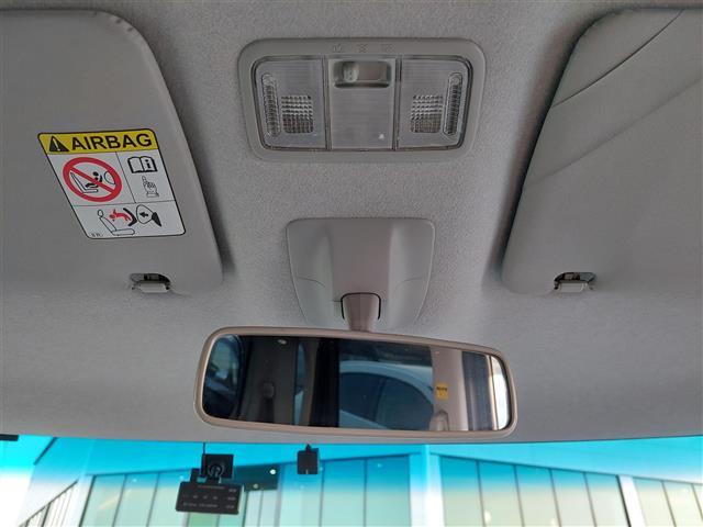 タント カスタムRS トップエディションSA 純正8インチナビ Bluetooth接続 フルセグTV ドライブレコーダー バックカメラ 両側パワースライドドア 衝突軽減ブシステム アイドリングストップ ハーフレザーシート 純正15インチアルミ(20枚目)