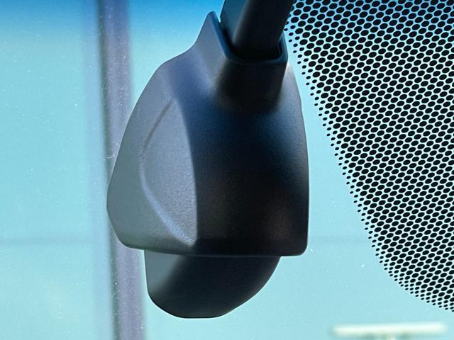 ステップワゴンスパーダ スパーダ ホンダセンシング 純正ナビ バックカメラ 後席モニター ETC2.0 アダプティブクルーズコントロール パドルシフト LEDライト 両側電動スライドドア ドラレコ 背面テーブル サンシェード LKA 純正アルミホイール(10枚目)