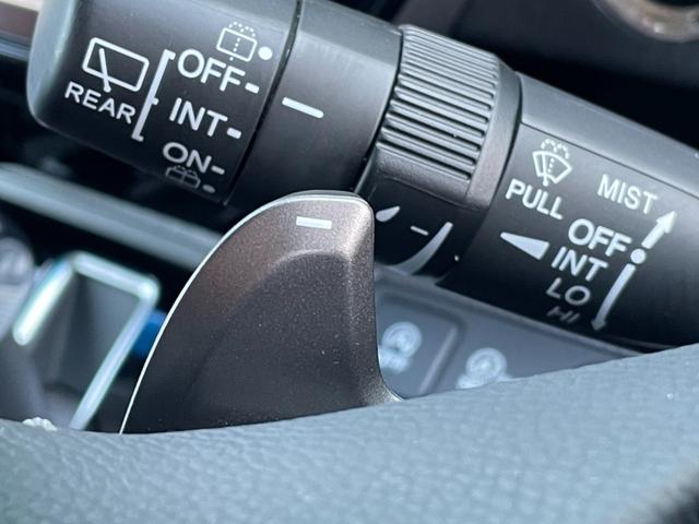 ステップワゴンスパーダ スパーダ ホンダセンシング 純正ナビ バックカメラ 後席モニター ETC2.0 アダプティブクルーズコントロール パドルシフト LEDライト 両側電動スライドドア ドラレコ 背面テーブル サンシェード LKA 純正アルミホイール(17枚目)