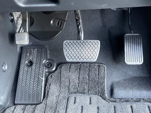 ステップワゴンスパーダ スパーダ ホンダセンシング 純正ナビ バックカメラ 後席モニター ETC2.0 アダプティブクルーズコントロール パドルシフト LEDライト 両側電動スライドドア ドラレコ 背面テーブル サンシェード LKA 純正アルミホイール(39枚目)