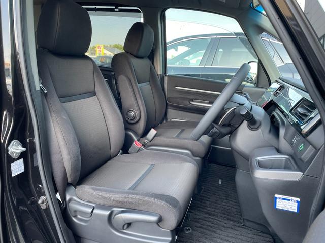 ステップワゴンスパーダ スパーダ ホンダセンシング 純正ナビ バックカメラ 後席モニター ETC2.0 アダプティブクルーズコントロール パドルシフト LEDライト 両側電動スライドドア ドラレコ 背面テーブル サンシェード LKA 純正アルミホイール(45枚目)