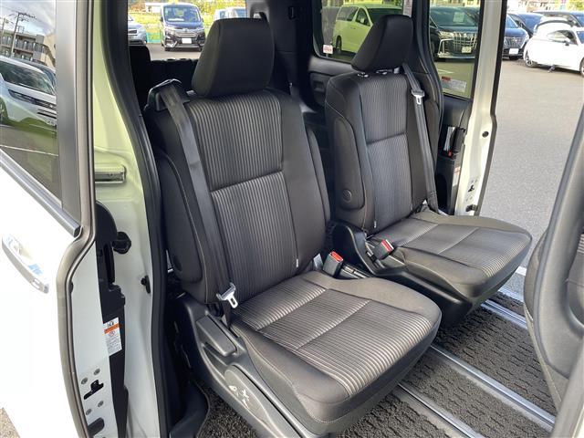 ヴォクシー ZS 煌II 純正ナビ フルセグTV バックカメラ 後席モニター ETC2.0 ドラレコ トヨタセーフティセンス クルコン コーナーセンサー 両側電動スライドドア シートバックテーブル 純正アルミホイール(10枚目)