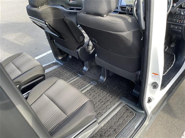 ヴォクシー ZS 煌II 純正ナビ フルセグTV バックカメラ 後席モニター ETC2.0 ドラレコ トヨタセーフティセンス クルコン コーナーセンサー 両側電動スライドドア シートバックテーブル 純正アルミホイール(11枚目)