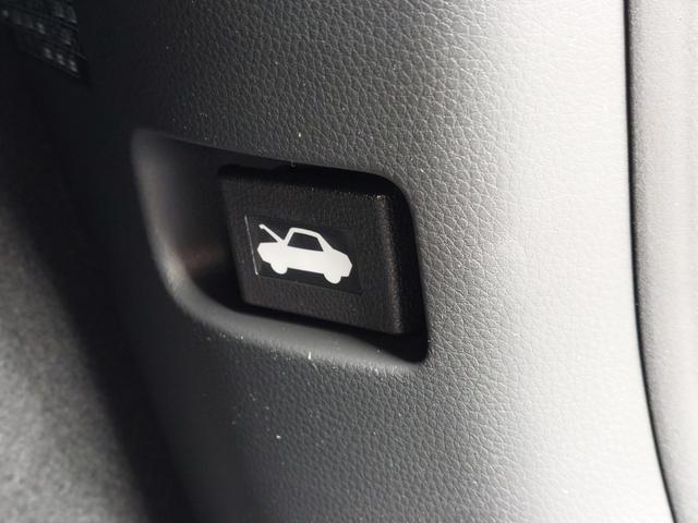 ステップワゴン e:HEVスパーダ 登録済未使用車 純正11.4型ナビ 15.6インチ後席モニター バックカメラ パドルシフト 両側パワースライドドア パワーバックドア ハーフレザーシート シートヒーター コーナーセンサー メモリナビ(13枚目)