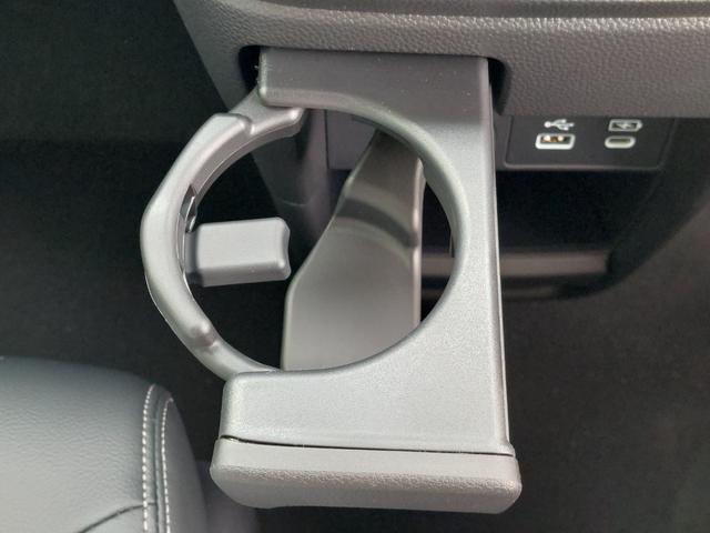 ステップワゴン e:HEVスパーダ 登録済未使用車 純正11.4型ナビ 15.6インチ後席モニター バックカメラ パドルシフト 両側パワースライドドア パワーバックドア ハーフレザーシート シートヒーター コーナーセンサー メモリナビ(22枚目)