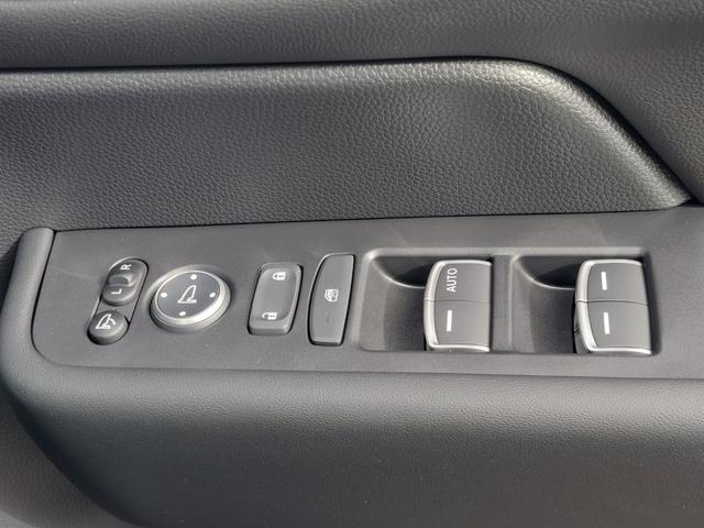 ステップワゴン e:HEVスパーダ 登録済未使用車 純正11.4型ナビ 15.6インチ後席モニター バックカメラ パドルシフト 両側パワースライドドア パワーバックドア ハーフレザーシート シートヒーター コーナーセンサー メモリナビ(26枚目)